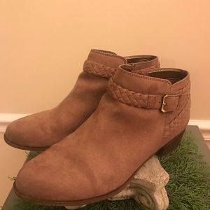 Life stride women’s booties